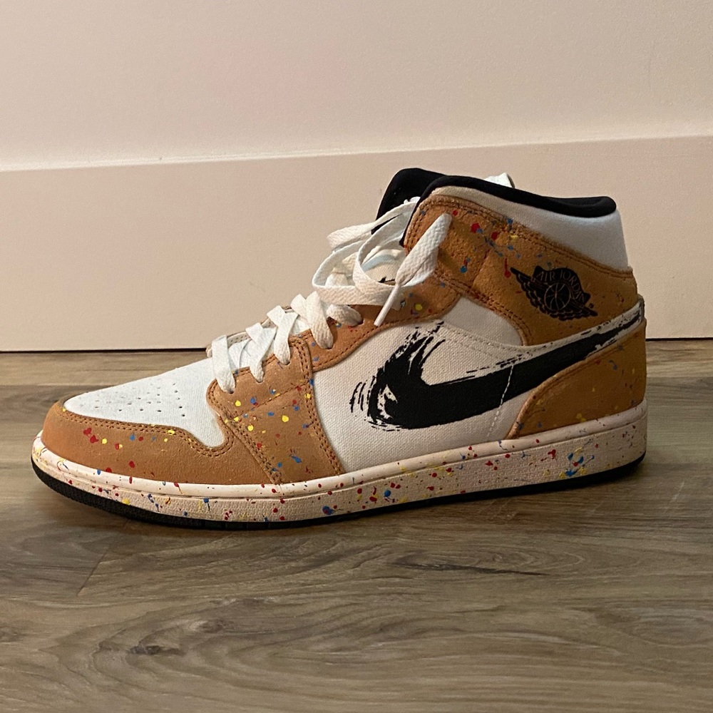 Jordan 1 Mid SE Brushstroke